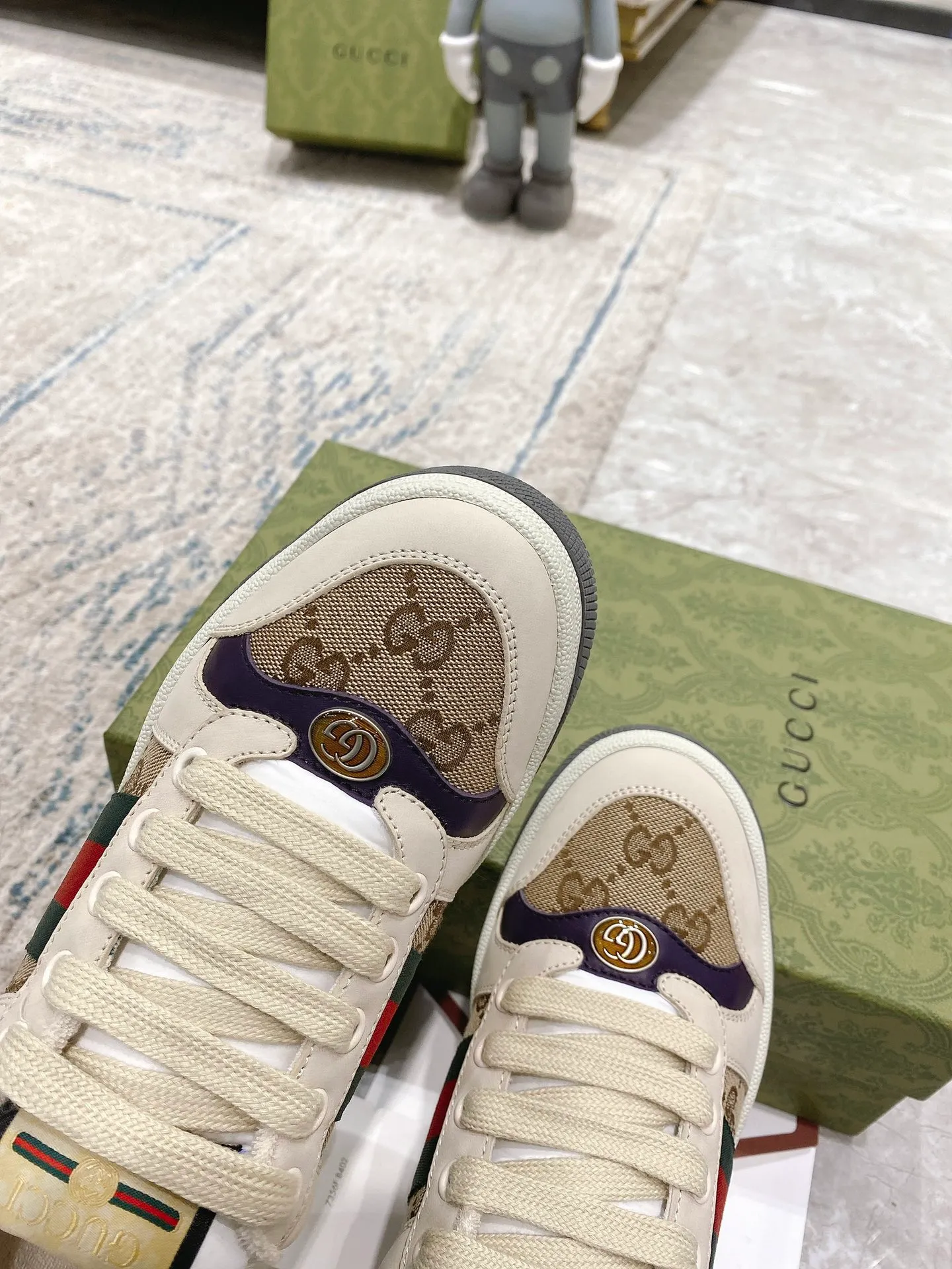 Gucci - Newly upgraded Gucci dirty shoes for couples 👫 2022 early spring new style... GG series distressed casual dirty shoes for the catwalk ⚠️⚠️ Original development and purchase level version... Metal double G crystal cylindrical logo... Gucci original pattern webbing... Exclusive color rubbed cowhide fabric, original terry cloth is delicate, soft and more comfortable and breathable, privately stamped two-color original TPU outsole (lower layer is wider, upper layer is narrower) Ready stock, matching packaging... 35-40/39-44 regular size 💰Female style 290 💰Male style 290